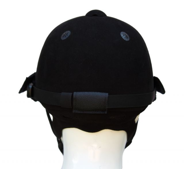 04_daszek na kask jeździecki od tyłu.png